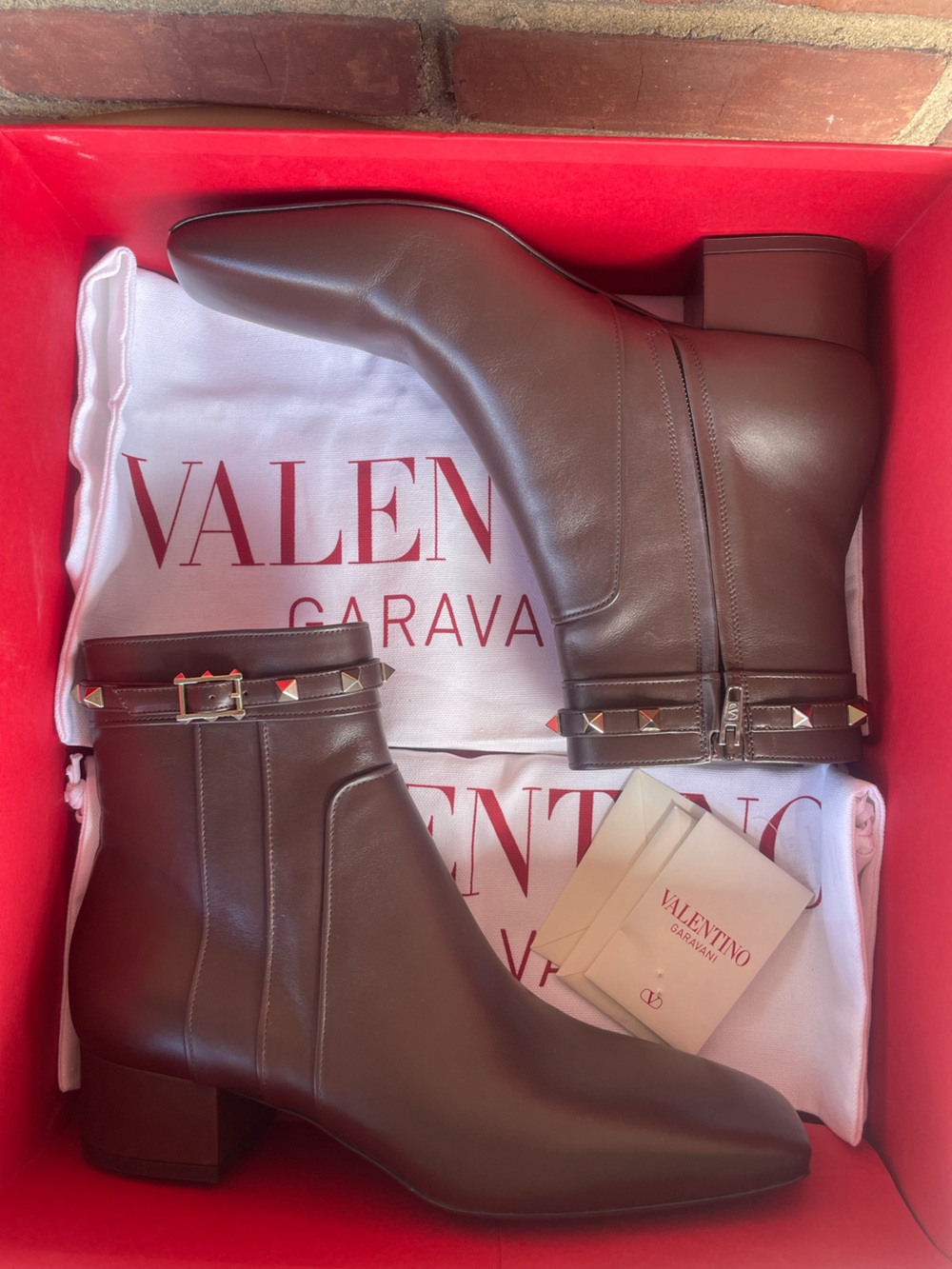NIB VALENTINO GARAVANI Brown Ankle Rockstud 40 Boots Sz 9 39.5